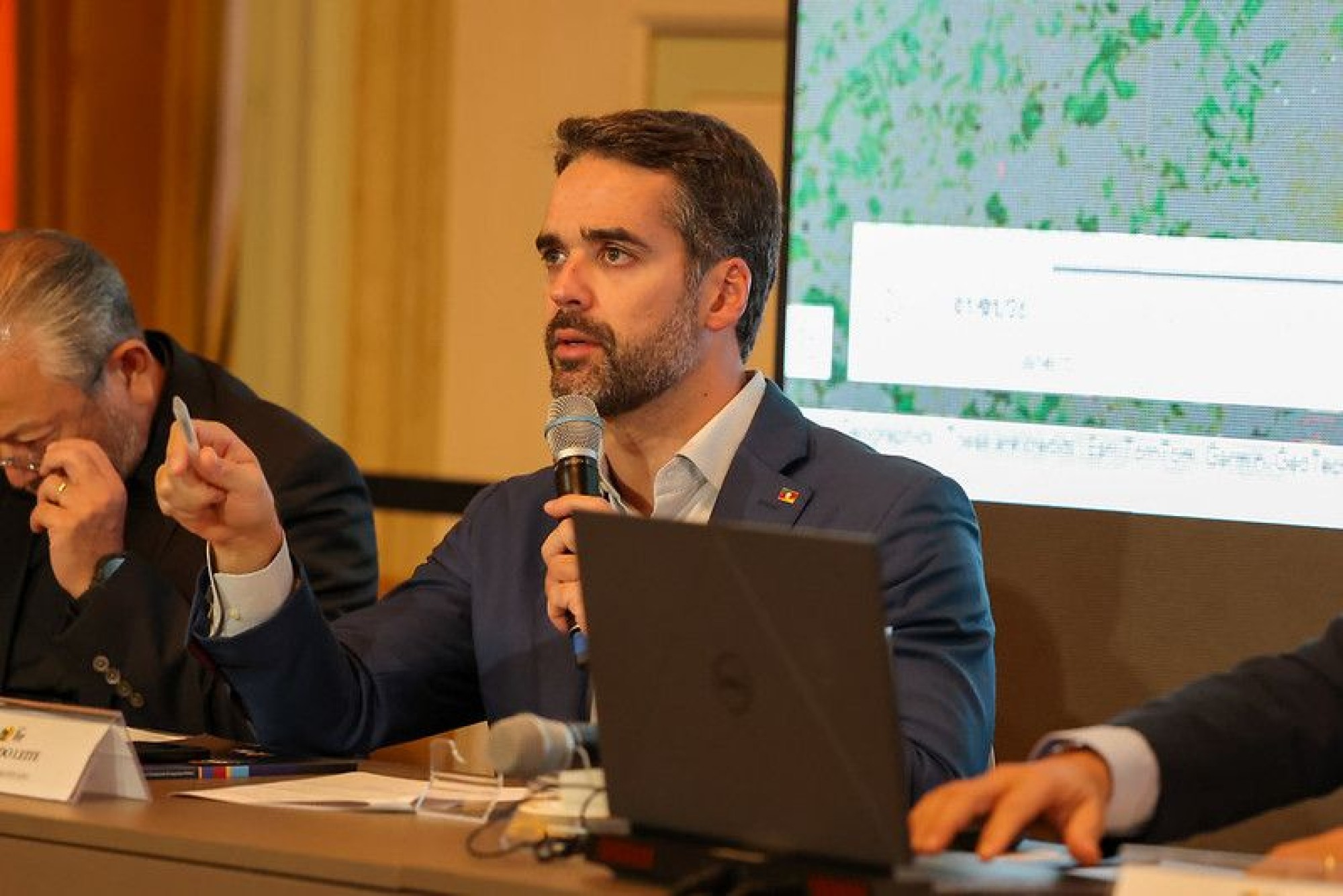 Eduardo Leite anuncia quatro novos integrantes para seu secretariado no governo do RS