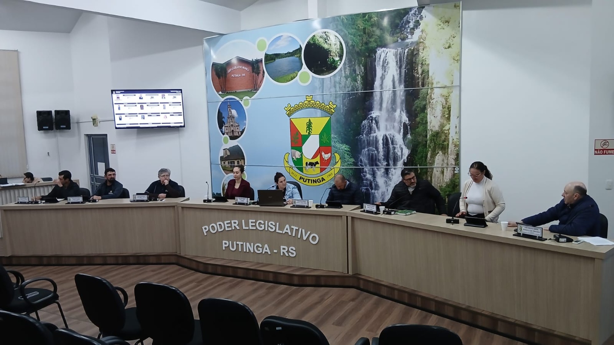 Câmara de Putinga discute propostas e readequação orçamentária de R$ 770 mil